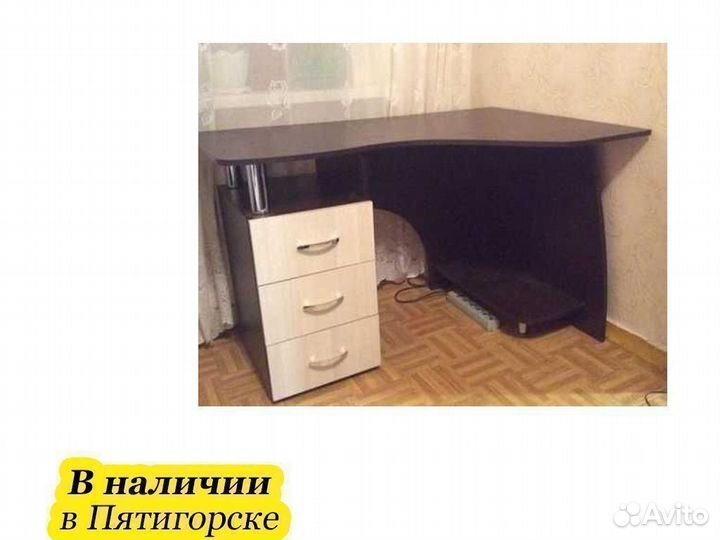 Компьютерный стол новый