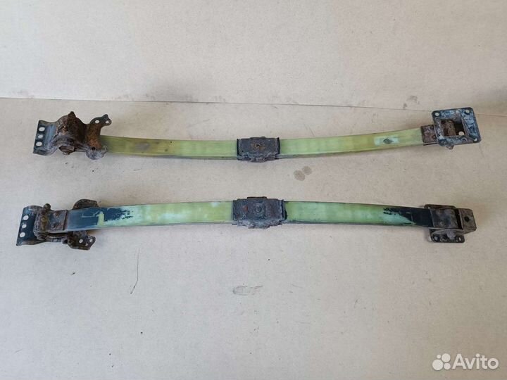 Задние рессоры Рено мастер 2