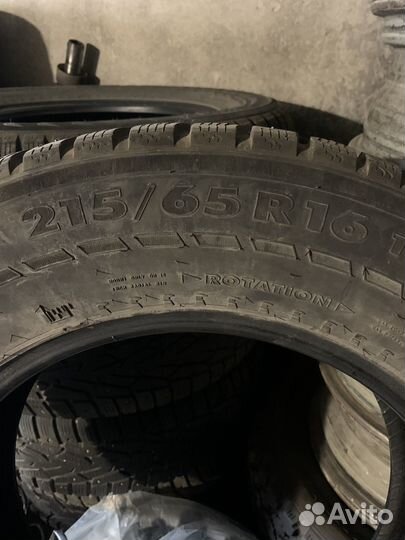 Nokian Tyres Hakkapeliitta 7 SUV 215/65 R16