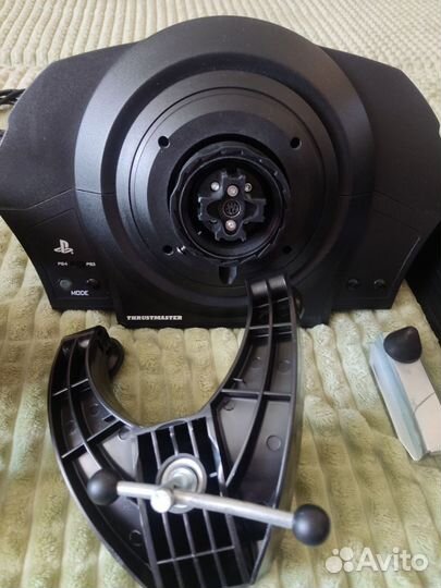 Игровой руль thrustmaster t300 Alcantara Edition