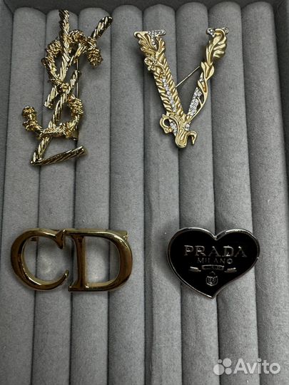 Брошь dior, YSL, prada, versace