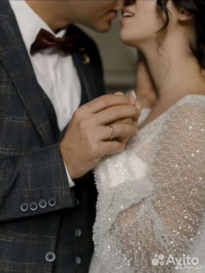 Свадебное платье 42 44 бу