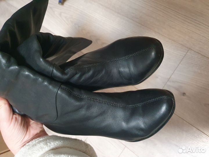 Кожаные сапоги 35р