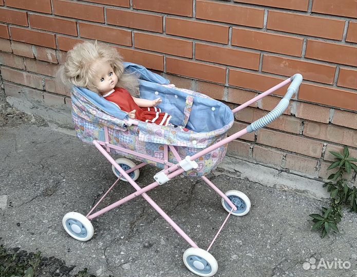 Игрушечная коляска для кукол