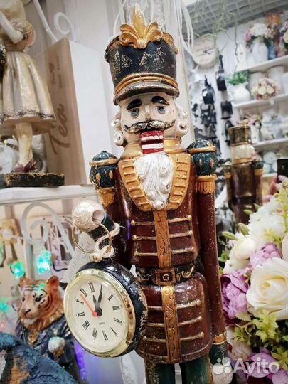 Часы интерьерные, Попугай