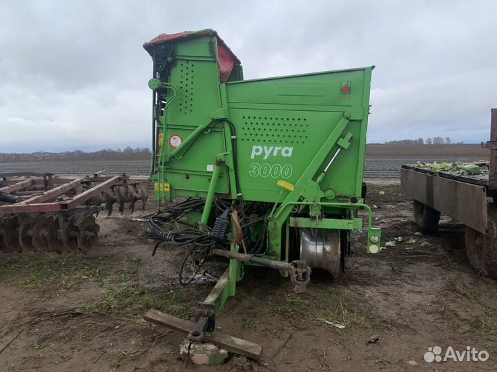 Комбайн Unia Pyra 3000, 2007
