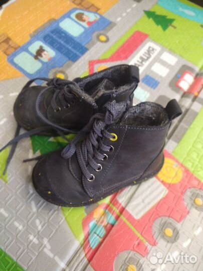 Ботинки демисезонные 23 размер
