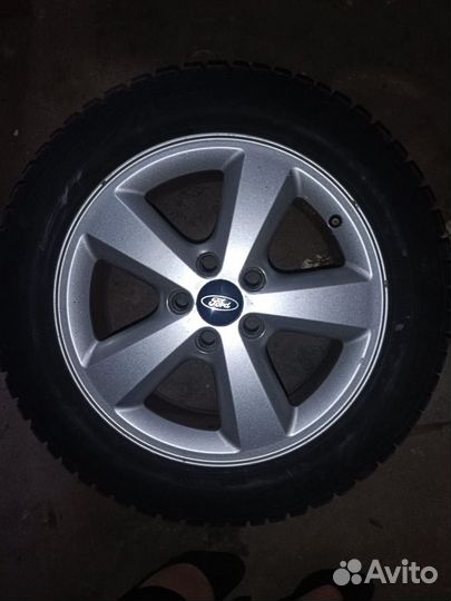 Dunlop SP Winter Ice 02 205/55 R16 94