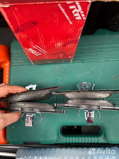 Продам колодки volvo