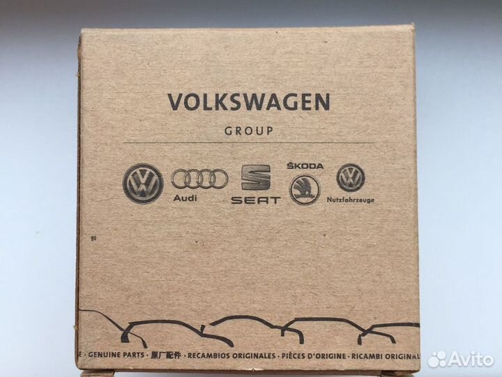 Кнопка стеклоподъемника skoda