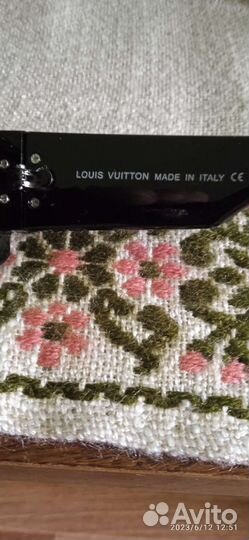 Солнцезащитные очки Louis Vuitton