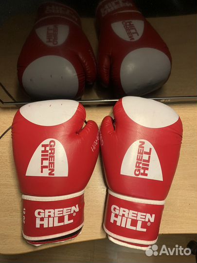 Боксерские перчатки green hill 12 oz