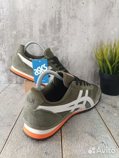 Кроссовки / кеды Asics Onitsuka Tiger