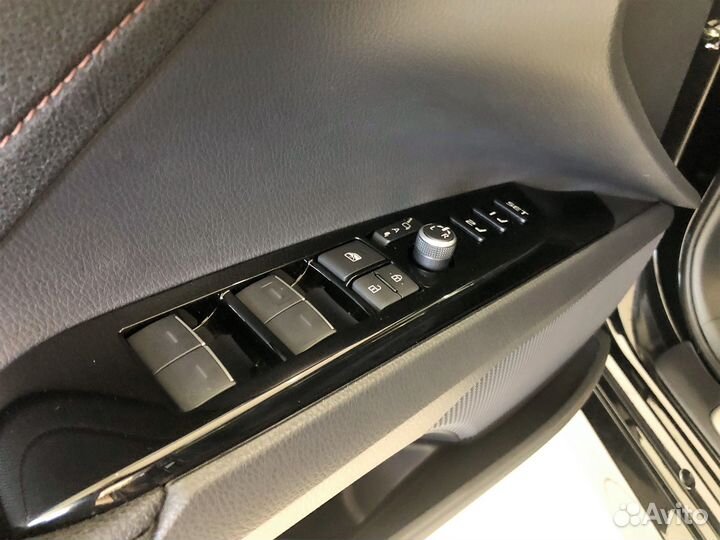 Toyota Camry 2.5 AT, 2023
