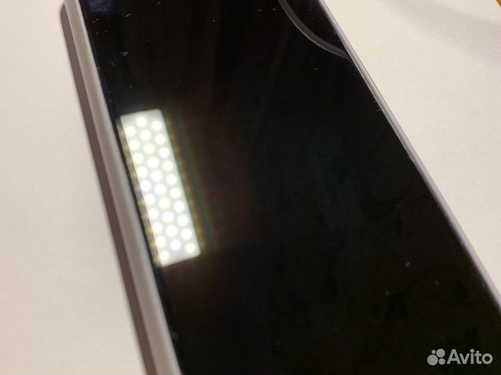 Samsung Galaxy M20, 4/64 ГБ