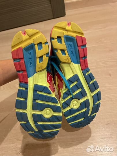 Кроссовки женские Reebok 37,5