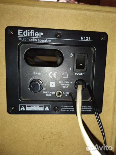 Акустическая система Edifier