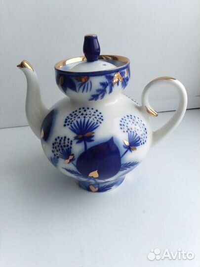 Чайник заварочный фарфоровый