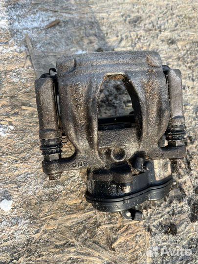 Суппорт задний тормоза 330 audi q7 а4 а5 q5 A6 a7