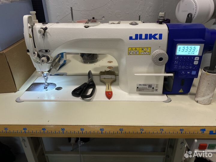 Швейная машина + оверлок + ткани + нитки