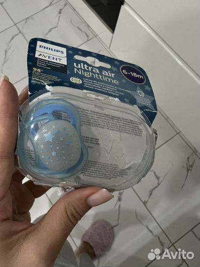 Пустышка avent 6-18 (светится в темноте)