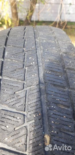 Bridgestone Blizzak Ice 175/70 R14 86E