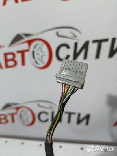 Зеркало заднего вида боковое переднее левое Nissan