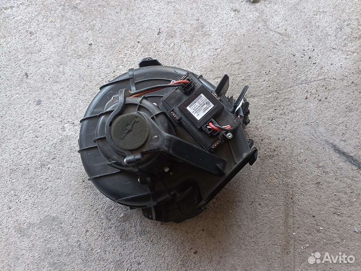 Моторчик отопителя печки BMW 5 F10