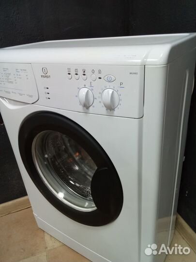 Стиральная машина Индезит узкая