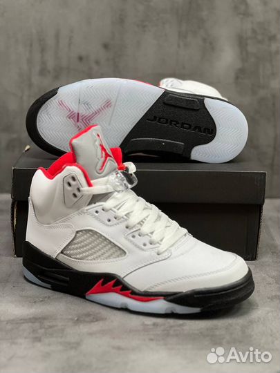 Nike Air Jordan 5 Retro Fire Red Silver Tongue