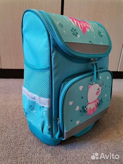 Портфель школьный