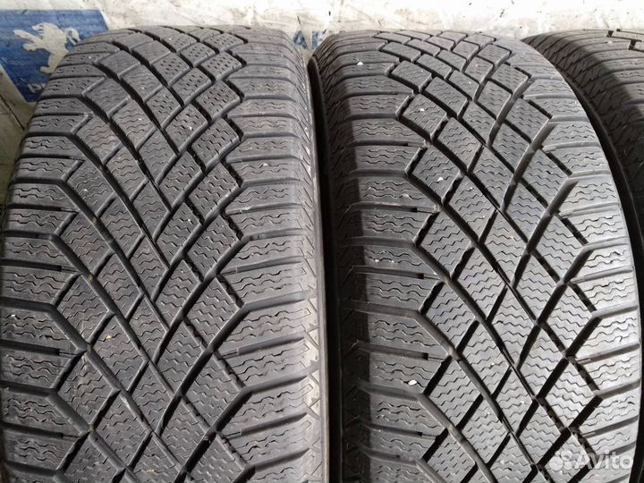 Continental ContiVikingContact 7 225/55 R17 101T