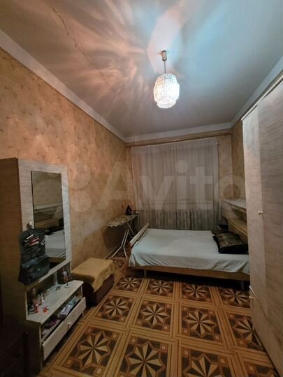 2-к. квартира, 55 м², 2/3 эт.