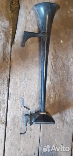 Воздушный сигнал грузовика