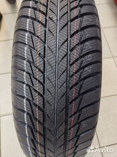 Bridgestone Blizzak LM-001 275/45 R20 110V