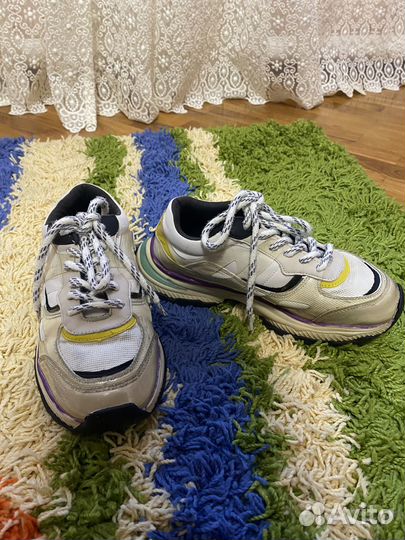 Кросовки зара