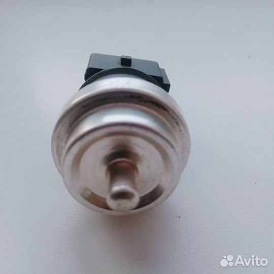 Датчик температуры охлаждающей жидкости