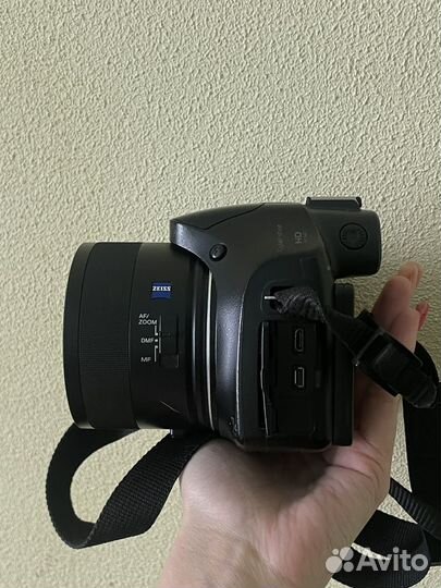 Sony Cyber-shot DSC-HX400