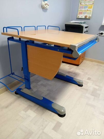 Стол парта для школьника