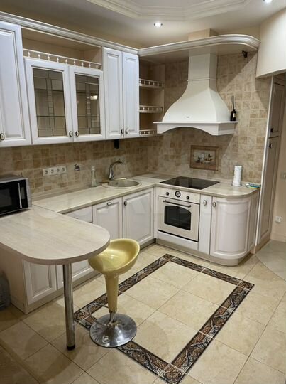 2-к. квартира, 82,5 м², 8/19 эт.