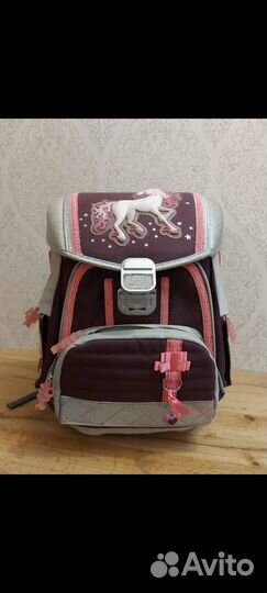Школьный рюкзак ортопедический. Прочная форма