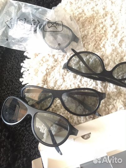 3 D очки для телевизора 4 штуки