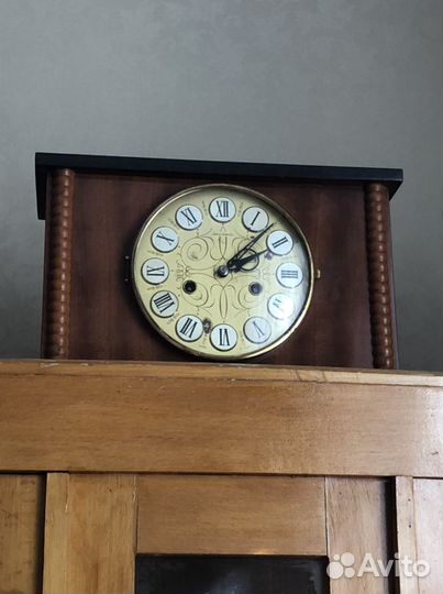 Настольные часы