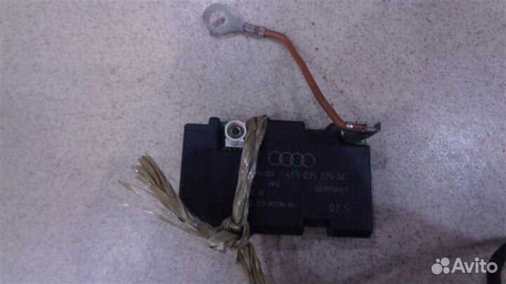 Усилитель антенны Audi A6 C6 2004-2011