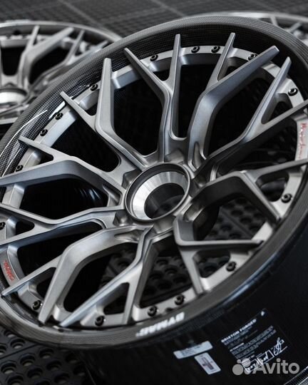 Диски кованые GT Forged R20 для BMW M5 / M8