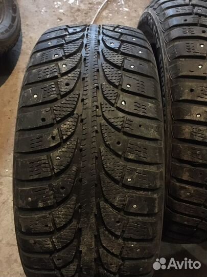 GT Radial Champiro IcePro 225/50 R17