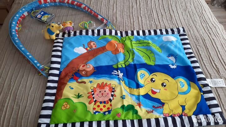 Развивающий коврик