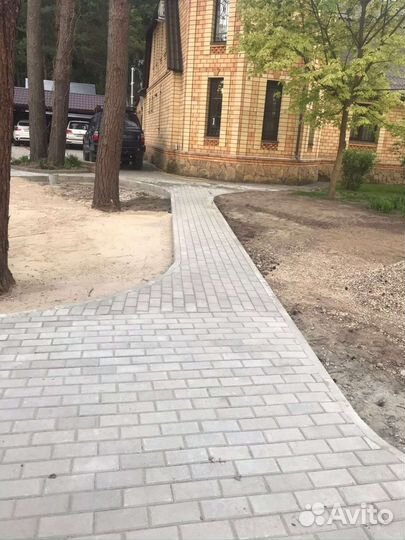 Укладка тротуарной плитки