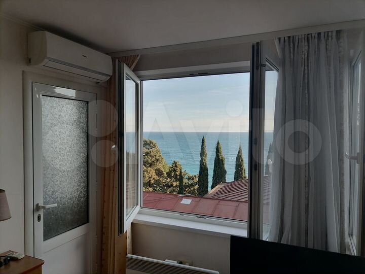 Квартира-студия, 30 м², 3/3 эт.