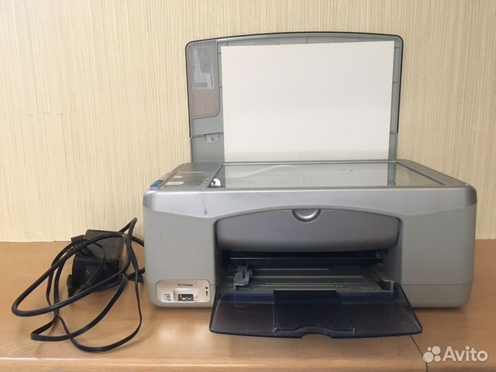 Цветной струйный hp1315 принтер, сканер, копир